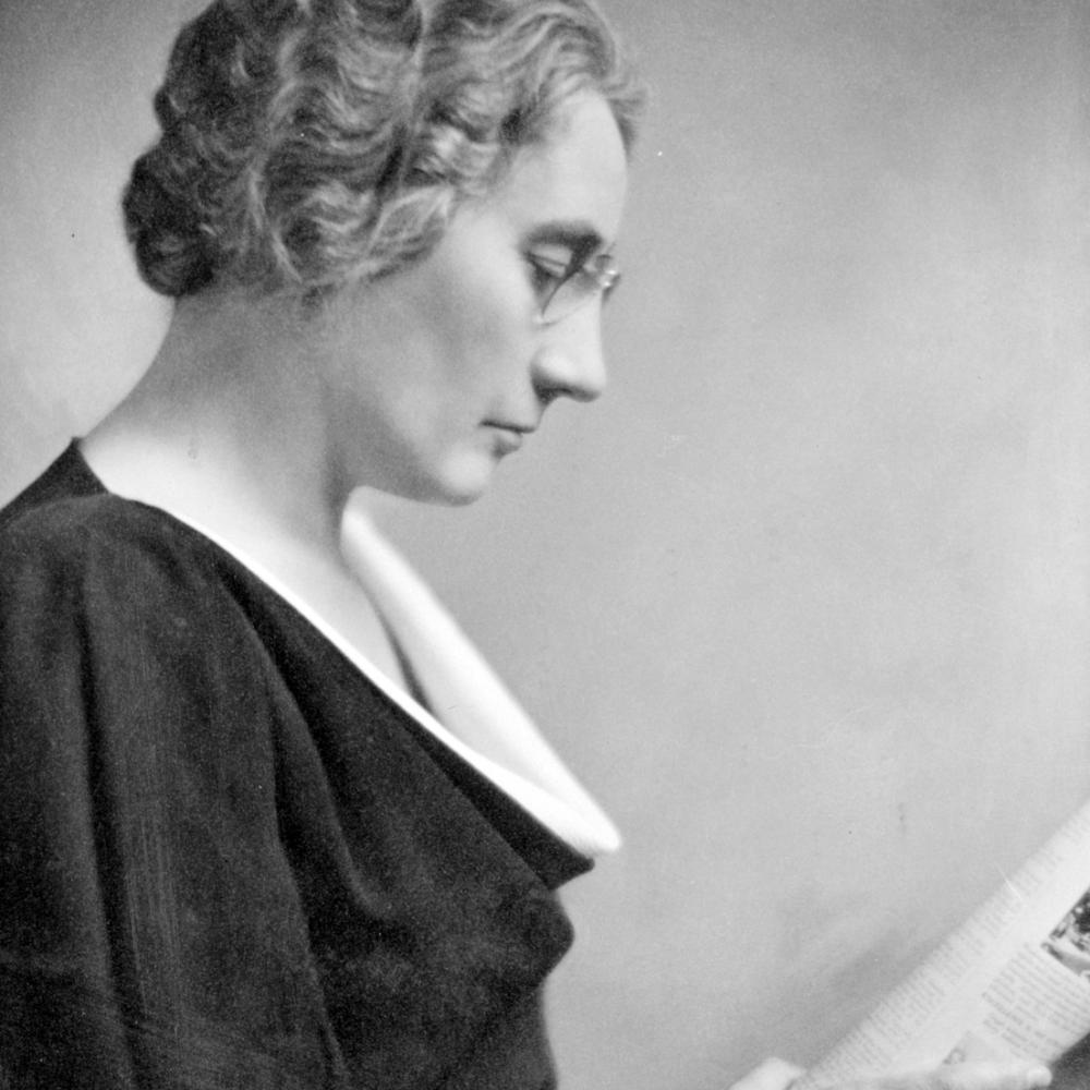 Photo de la députée Agnes Macphail par Yousuf Karsh